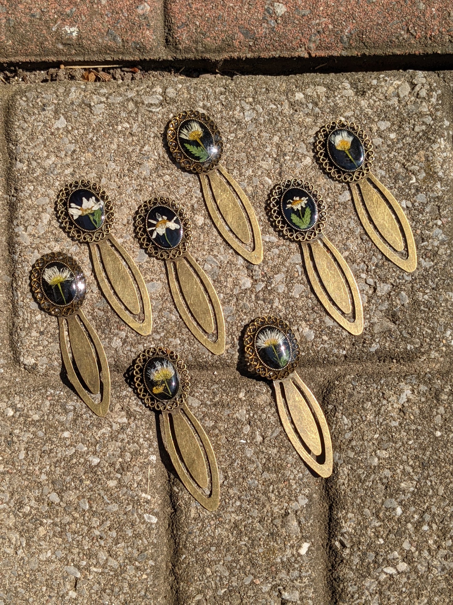 White daisies bookmark
