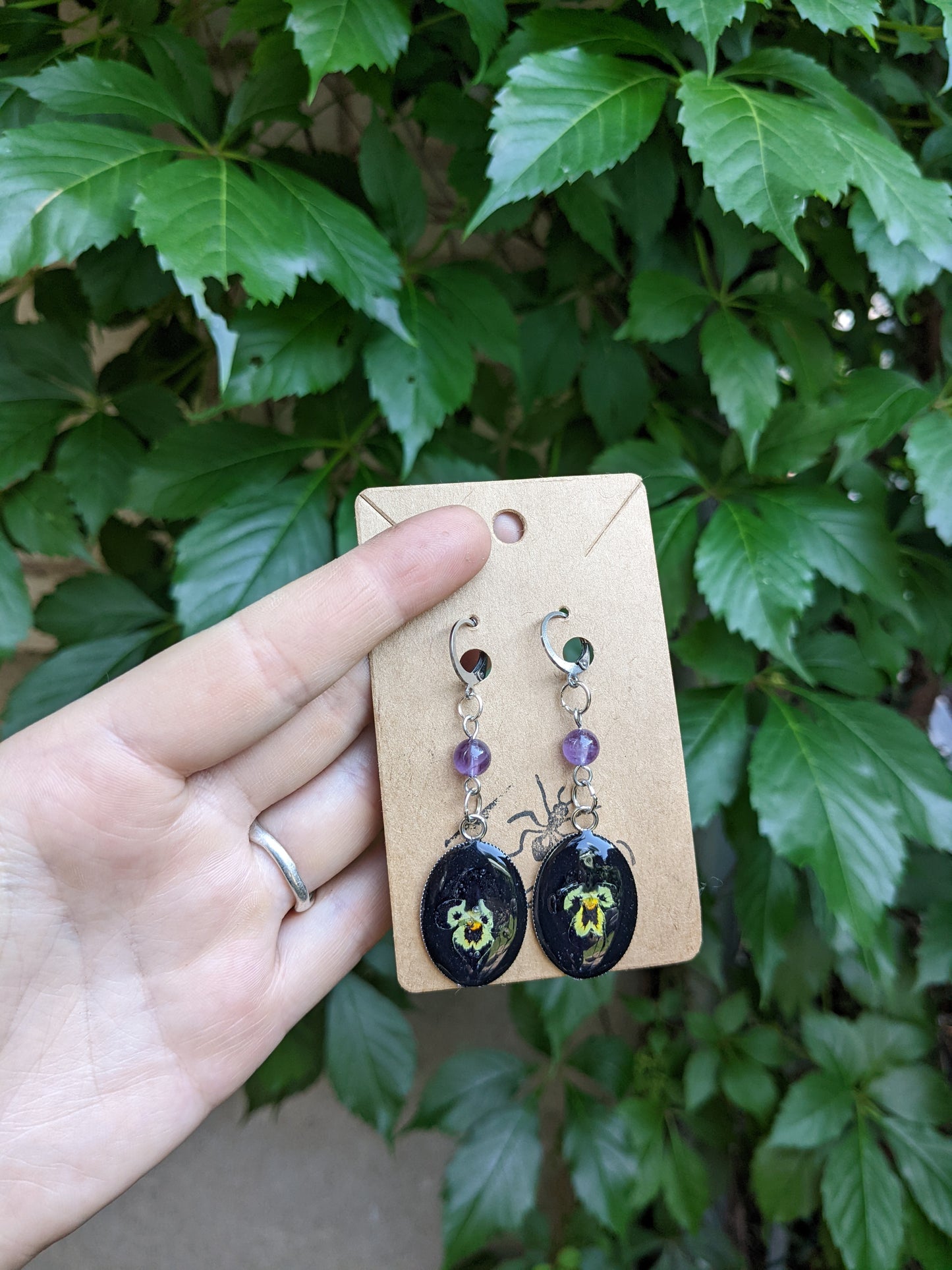 Oval pansies